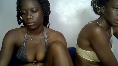 Snapshot of nasti_petite chatting on February 2025 07:10:01 AM nasti_petite online show from February 2025 07:10:01 AM