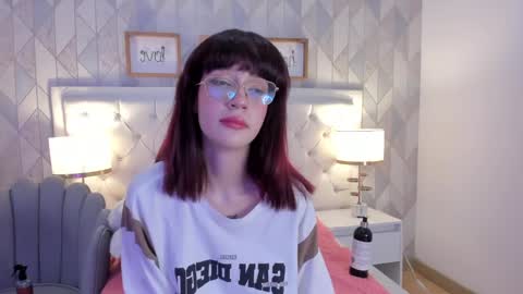 Snapshot of nastya_fantasy chatting on February 2025 10:34:01 PM Nastya online show from February 2025 10:34:01 PM