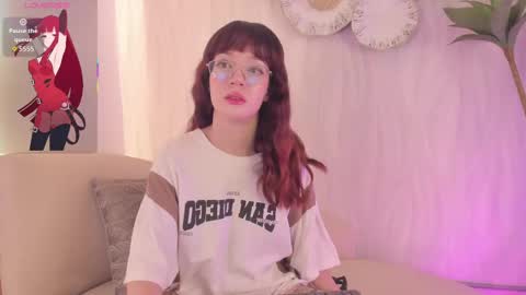 Snapshot of nastya_fantasy chatting on September 2025 08:01:01 PM Nastya online show from September 2025 08:01:01 PM