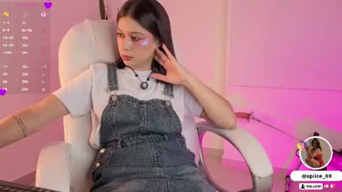 natalia andrea online show from July 2026 10:48:01 PM