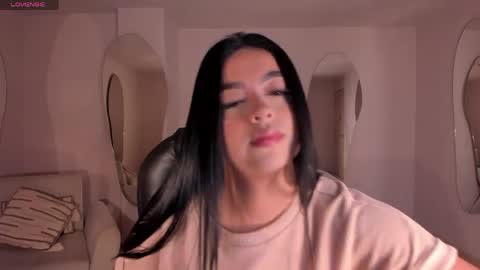 Snapshot of nataliagaret chatting on May 2026 11:37:02 AM Nata online show from May 2026 11:37:02 AM