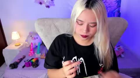 Nataliua Henao online show from July 2026 05:26:02 PM