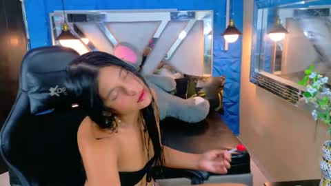 Snapshot of nataliatompsonx1 chatting on September 2025 07:35:02 PM nataliatompsonx1 online show from September 2025 07:35:02 PM