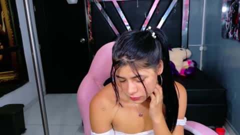 Snapshot of nataliatompsonx1 chatting on September 2025 12:32:02 PM nataliatompsonx1 online show from September 2025 12:32:02 PM