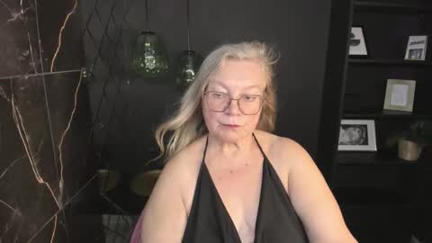 Snapshot of natalicloud chatting on October 2025 01:31:02 PM NataliCloud online show from October 2025 01:31:02 PM