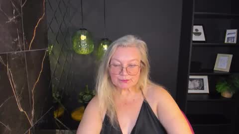 Snapshot of natalicloud chatting on October 2025 03:03:01 PM NataliCloud online show from October 2025 03:03:01 PM