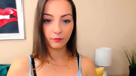 Snapshot of natalie_live chatting on April 2026 06:20:02 AM NatalieSexy online show from April 2026 06:20:02 AM