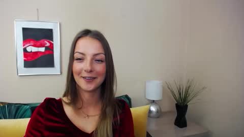 Snapshot of natalie_live chatting on May 2026 06:19:02 AM NatalieSexy online show from May 2026 06:19:02 AM