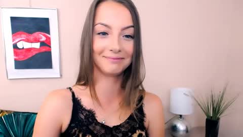 Snapshot of natalie_live chatting on June 2026 06:16:02 AM NatalieSexy online show from June 2026 06:16:02 AM