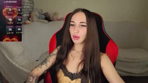 Nataly online show from December 2025 07:27:02 AM