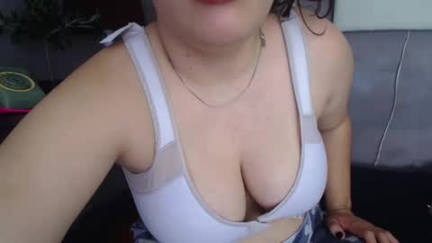 Snapshot of natash4naughty chatting on April 2026 11:57:02 PM natash4naughty online show from April 2026 11:57:02 PM