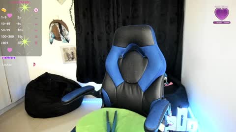 Snapshot of natasha777_a chatting on January 2025 12:05:01 AM Natasha online show from January 2025 12:05:01 AM