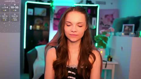 natasha__malkova online show from January 2025 01:23:02 PM