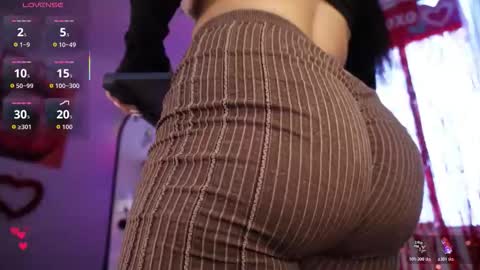 Natasha Sccott online show from February 2026 06:37:02 PM