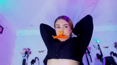 NATASHA online show from April 2026 03:33:01 AM