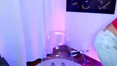 Natasha online show from September 2025 11:48:02 PM