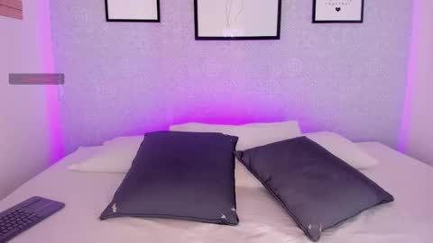  Natasha  online show from November 2025 11:03:01 AM