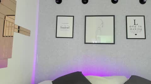  Natasha  online show from November 2025 10:58:02 AM