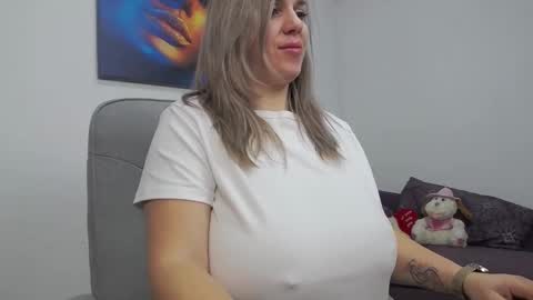 natashaboobs online show from February 2025 12:01:02 PM