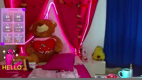 NatashaKissess   online show from December 2025 06:45:02 PM