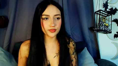 Snapshot of natashapride_ chatting on February 2025 05:09:01 PM Hello im Natti online show from February 2025 05:09:01 PM