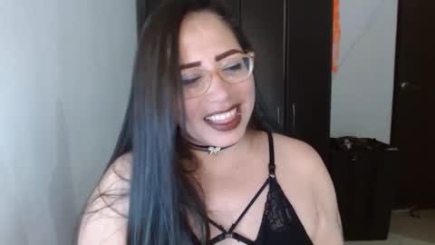 Natasha Smithe  online show from October 2025 07:36:02 PM