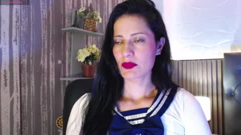 Snapshot of nathalia_zamu chatting on December 2024 02:53:02 AM Natha online show from December 2024 02:53:02 AM