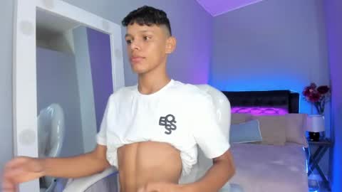 nathalie_moon_ online show from April 2026 11:38:02 AM