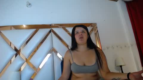 Snapshot of nathaly_sweet23 chatting on April 2026 01:25:02 PM Nathaly sweet online show from April 2026 01:25:02 PM