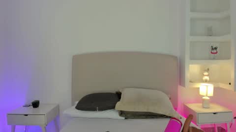 NATHALY  online show from January 2026 10:31:02 AM