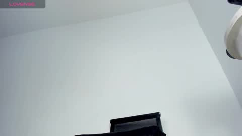 Nathaly online show from March 2026 04:19:01 AM