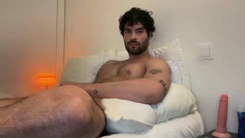 Nathaniel online show from May 2026 02:13:02 PM