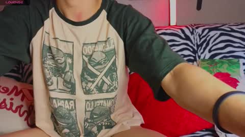 Snapshot of nathanbruce chatting on September 2025 10:07:02 AM N A T H AN online show from September 2025 10:07:02 AM