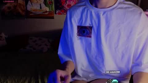 Snapshot of nathanbruce chatting on October 2025 09:59:02 PM N A T H AN online show from October 2025 09:59:02 PM