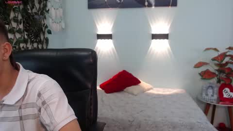 Snapshot of nathanclay chatting on September 2025 12:37:01 PM nathanclay online show from September 2025 12:37:01 PM