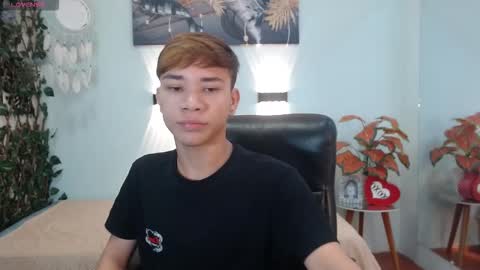 Snapshot of nathanclay chatting on December 2025 04:06:01 AM nathanclay online show from December 2025 04:06:01 AM