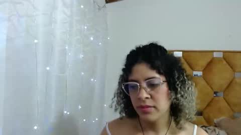 Snapshot of nathy_voyeur chatting on March 2026 05:55:02 AM nathy_voyeur online show from March 2026 05:55:02 AM