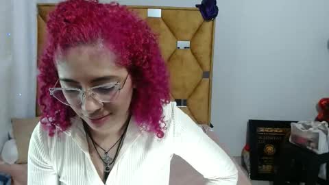 Snapshot of nathy_voyeur chatting on April 2026 04:46:01 AM nathy_voyeur online show from April 2026 04:46:01 AM