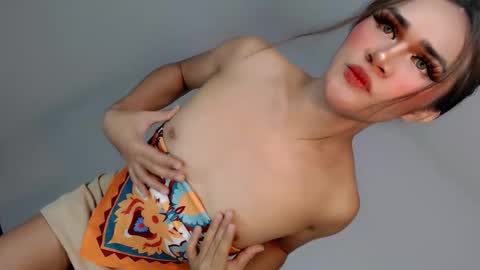 Snapshot of nattayah chatting on May 2026 02:08:02 AM Nathalie smith online show from May 2026 02:08:02 AM