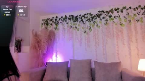 natti_london online show from November 2025 06:16:02 AM