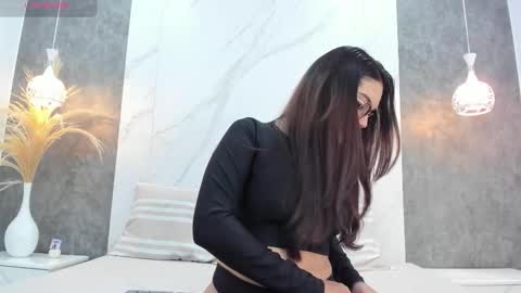 Natty Trainor online show from January 2026 08:33:01 PM