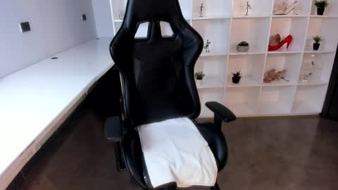 Jazmin Bigboobs online show from April 2026 11:40:01 AM