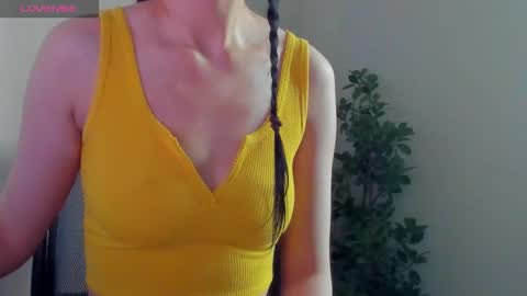 Snapshot of natural_form chatting on October 2025 05:18:02 AM peach online show from October 2025 05:18:02 AM