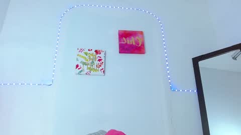  Annie  online show from January 2025 06:38:02 AM