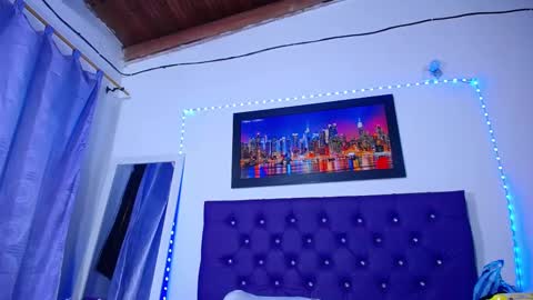  Annie  online show from February 2025 06:33:02 AM