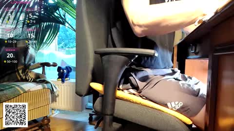 Nature online show from November 2025 03:34:01 PM