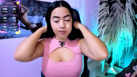Snapshot of naty_07 chatting on October 2025 03:18:02 PM Natalia online show from October 2025 03:18:02 PM