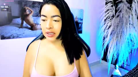 Snapshot of naty_07 chatting on October 2025 02:18:01 PM Natalia online show from October 2025 02:18:01 PM