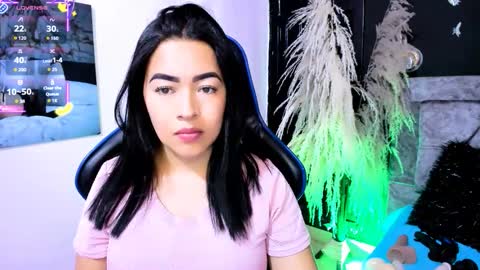 Snapshot of naty_07 chatting on November 2025 06:54:01 PM Natalia online show from November 2025 06:54:01 PM