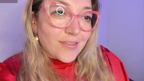 Nataly online show from April 2026 06:59:02 PM